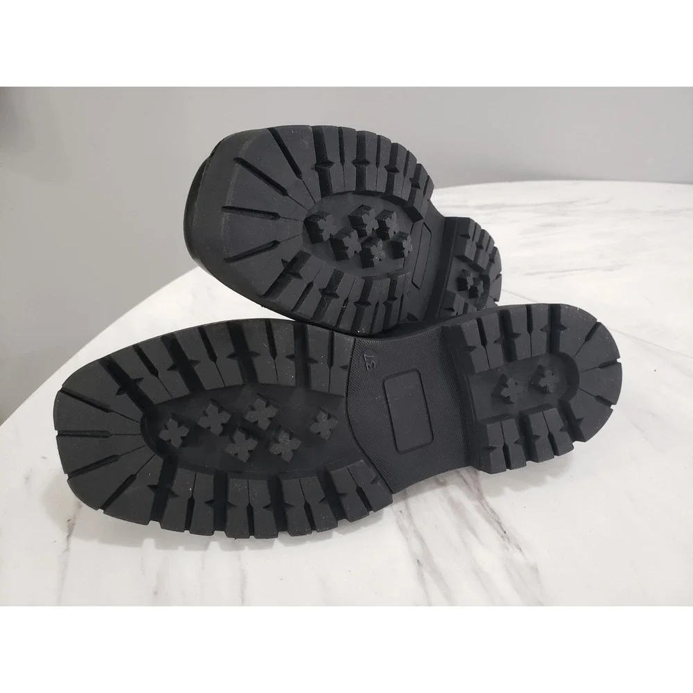 Miz Mooz shoes are